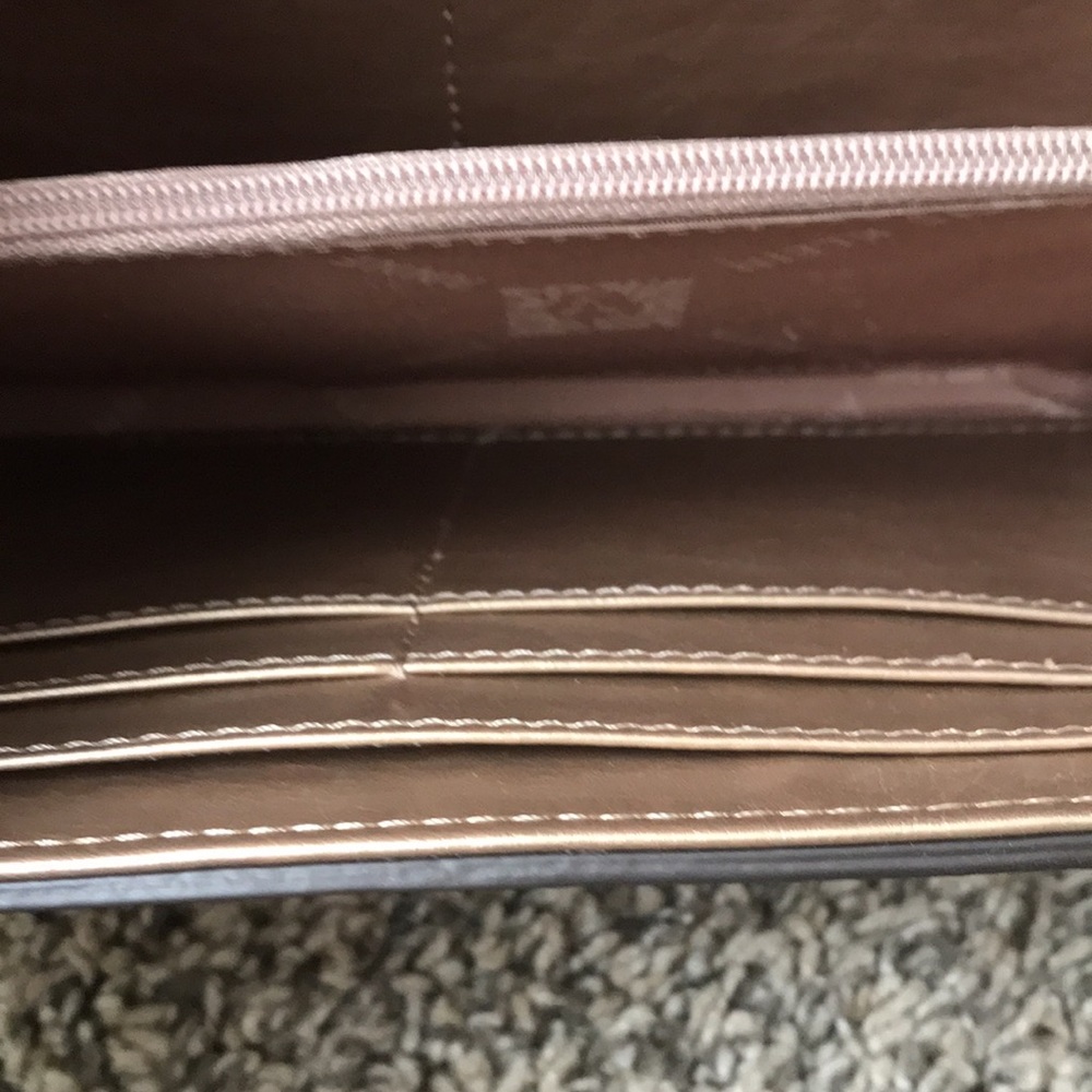 Anne Klein cork  and pink trim Cross body Wallet purse - Picture 7 of 7